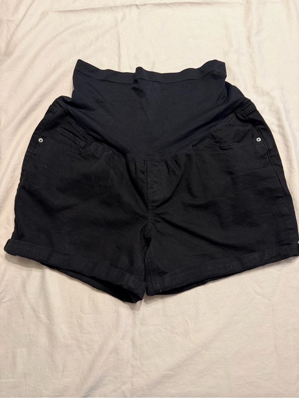 Old Navy - Maternity Shorts - 18